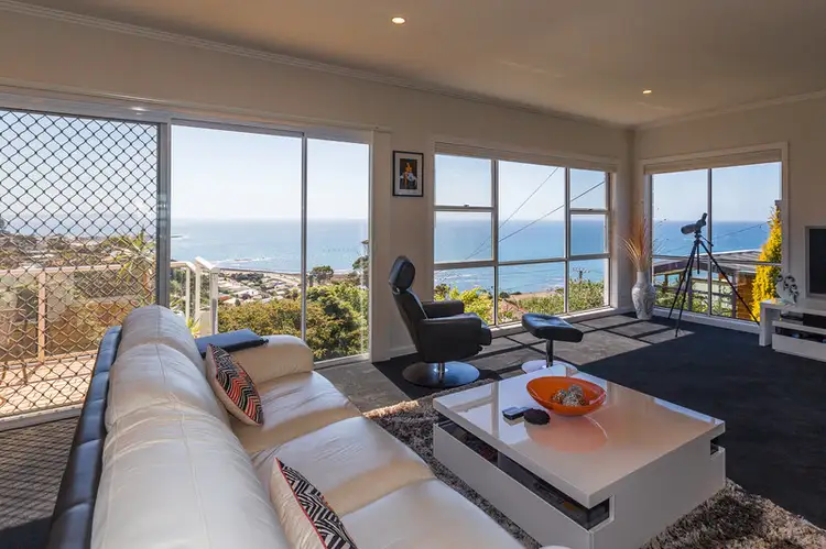 25 Seaview Avenue, Parklands TAS 7320