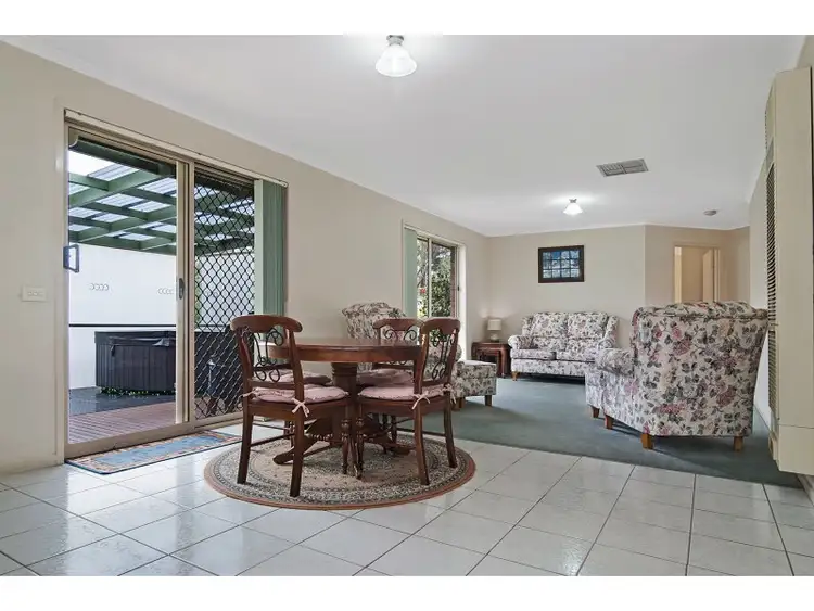 Second view of Homely house listing, 18 O'Dea Crescent, Kangaroo Flat VIC 3555