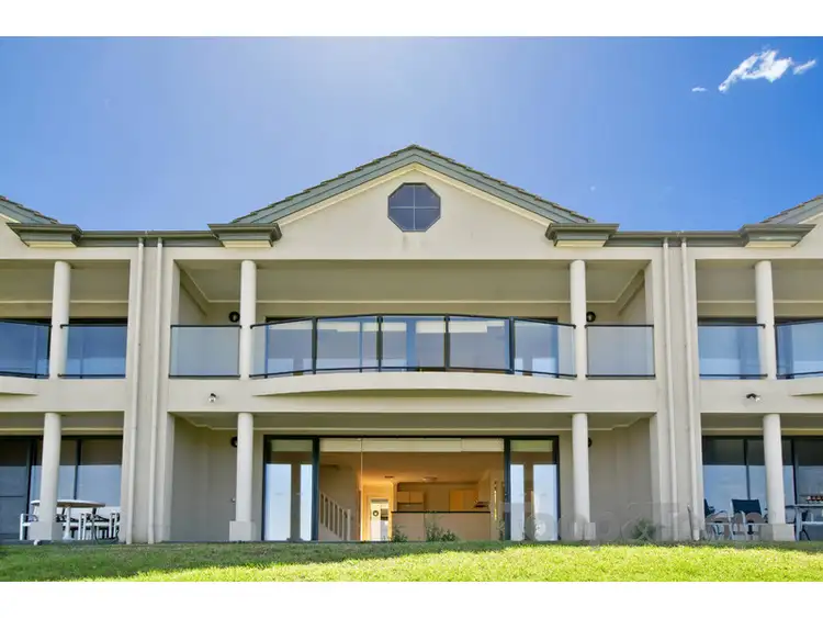 11 Tolarno Drive, Hindmarsh Island SA 5214