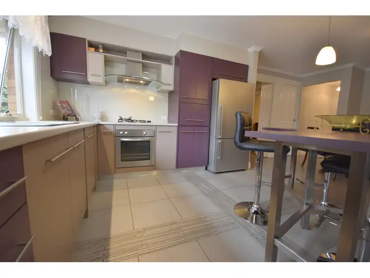Sixth view of Homely house listing, 2 Gaston Court, Williamstown SA 5351