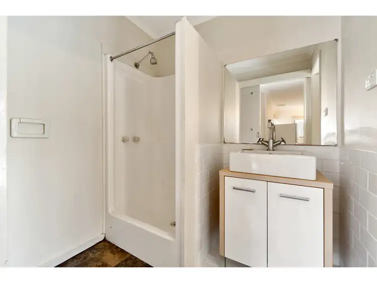 Sixth view of Homely unit listing, 2/38 Frew Avenue, Frankston VIC 3199