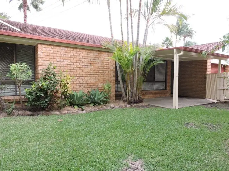 1/3 Morinda Way, Labrador QLD 4215