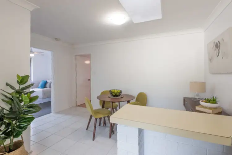 Sixth view of Homely semi-detached listing, 3A Spinaway Street, Craigie WA 6025