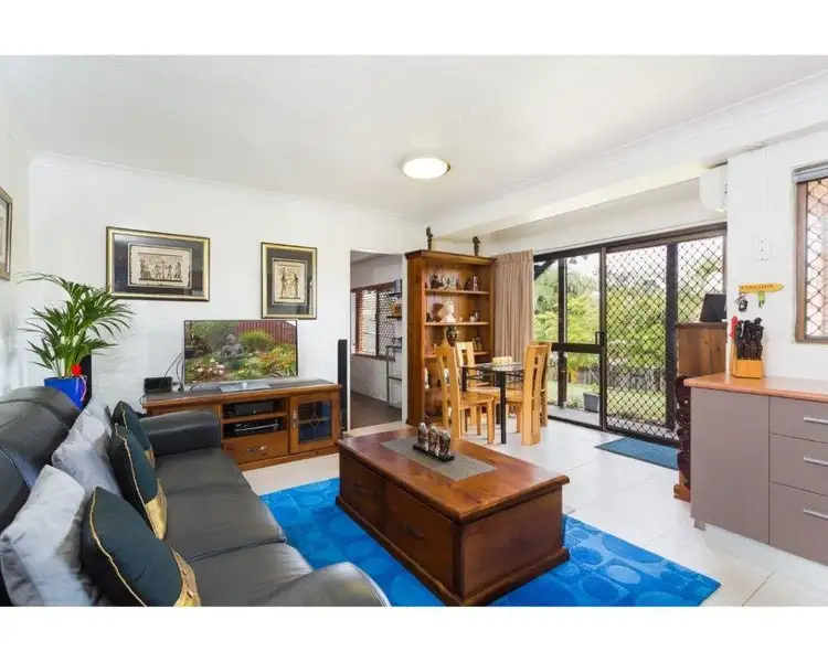 Fifth view of Homely house listing, 6 Barow Court, Ashmore QLD 4214