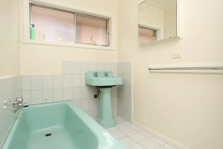 Sixth view of Homely house listing, 58 Leslie Street, St Albans VIC 3021