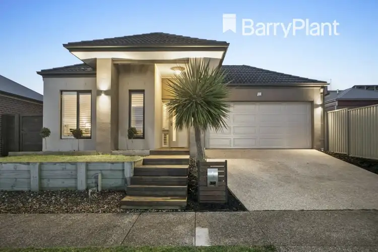 28 Cormorant Parade, Pakenham VIC 3810