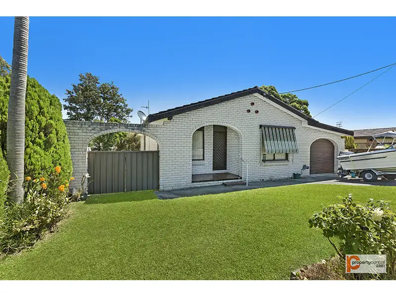 Main view of Homely house listing, 22 Robertson Road, Killarney Vale NSW 2261