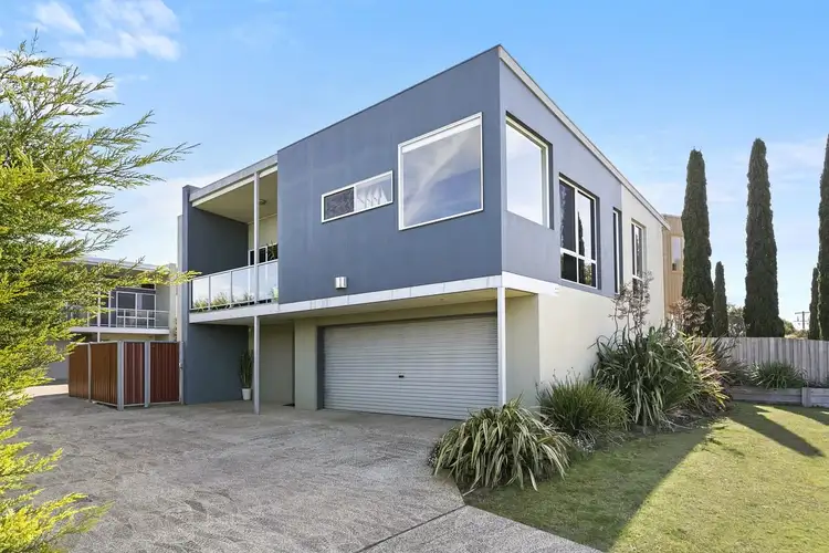 1/114 Beach Road, Torquay VIC 3228