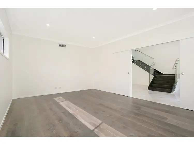 Seventh view of Homely house listing, 22 McIlwain Drive, Mermaid Waters QLD 4218