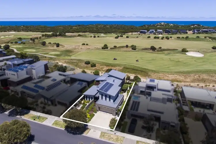 28 Sands Boulevard, Torquay VIC 3228