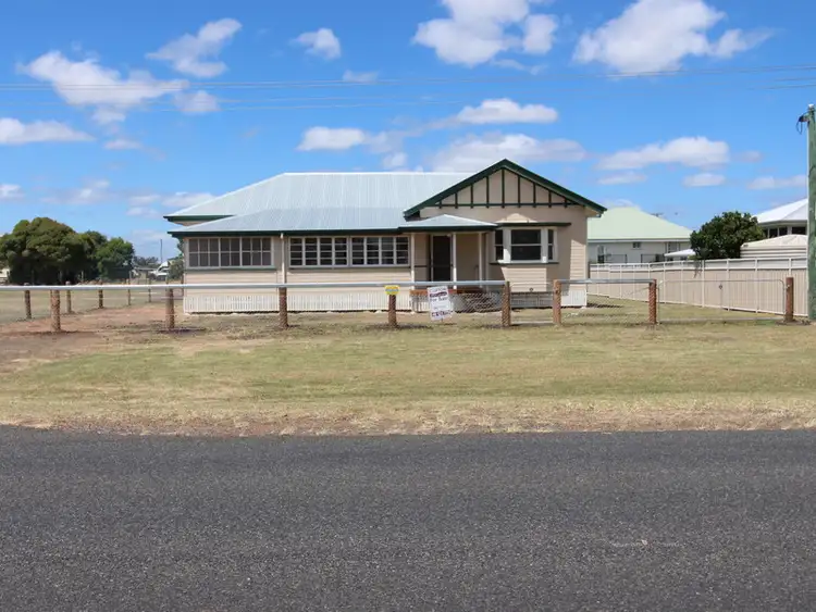43 East Street, Clifton QLD 4361