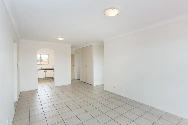 Third view of Homely apartment listing, 6/29 View Street, Chermside QLD 4032