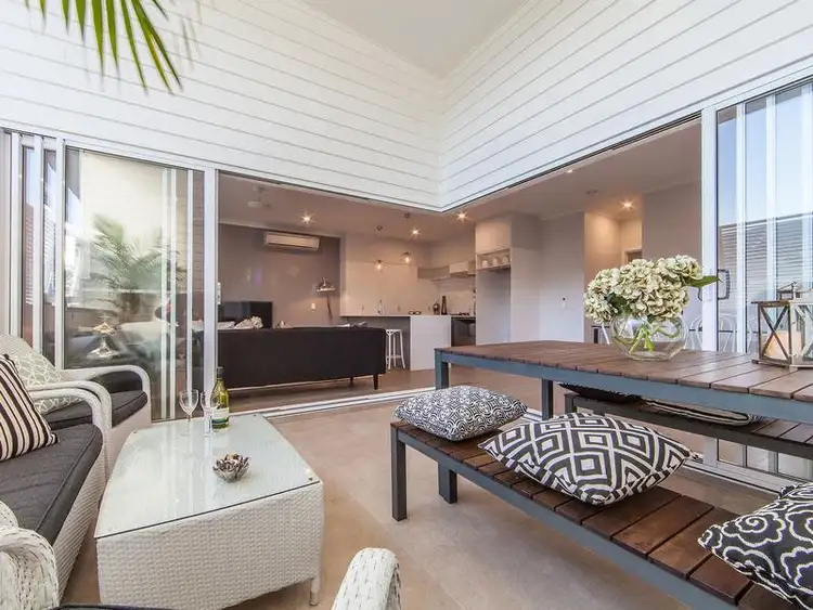 Fourth view of Homely townhouse listing, 3/35 Brown Street, Camp Hill QLD 4152