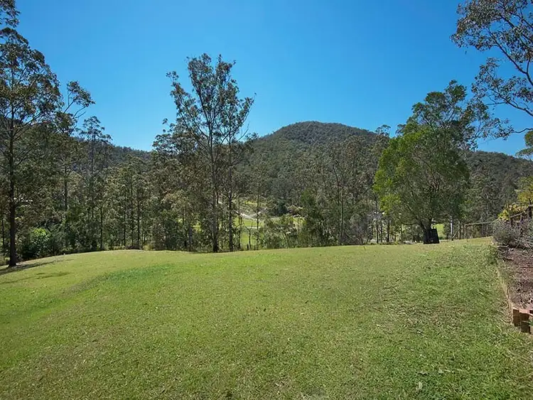 18 Burley Road, Cedar Creek QLD 4520