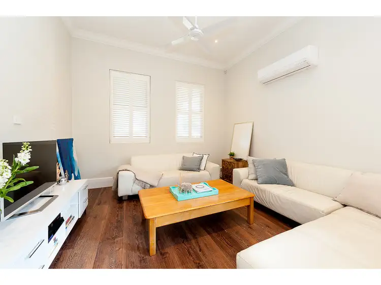 Fifth view of Homely townhouse listing, 2/430 Smollett Street, Albury NSW 2640