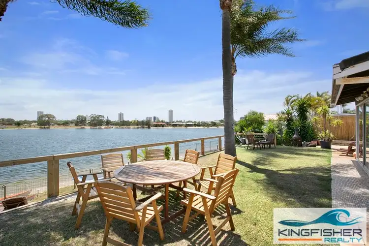 210 Acanthus Avenue, Burleigh Waters QLD 4220