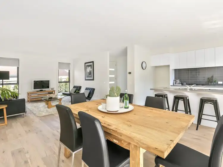 Fifth view of Homely townhouse listing, 2/98 Tanti Avenue, Mornington VIC 3931
