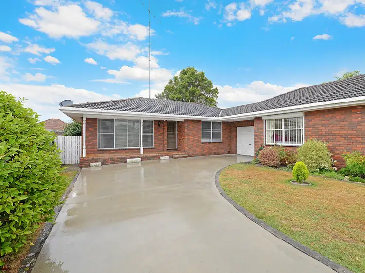 3/4 Pollack Street, Colac VIC 3250