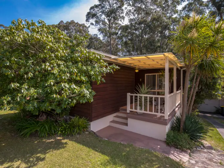 37 Wyoming Avenue, Burrill Lake NSW 2539