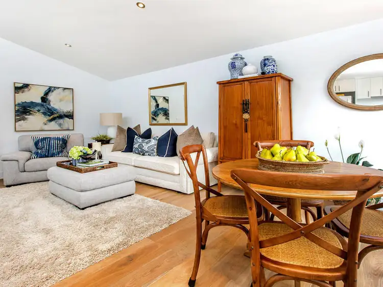 Fifth view of Homely house listing, 8 Radley Street, Mornington VIC 3931