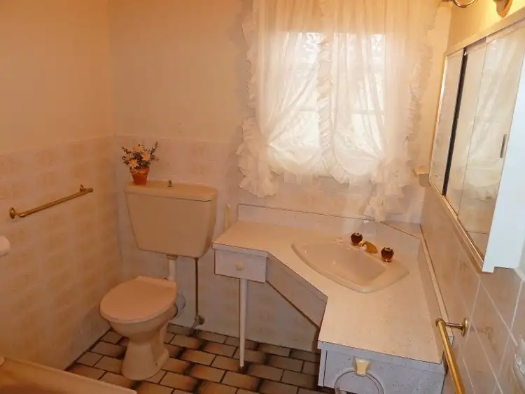 Seventh view of Homely house listing, 5 Kemp Street, Colac VIC 3250