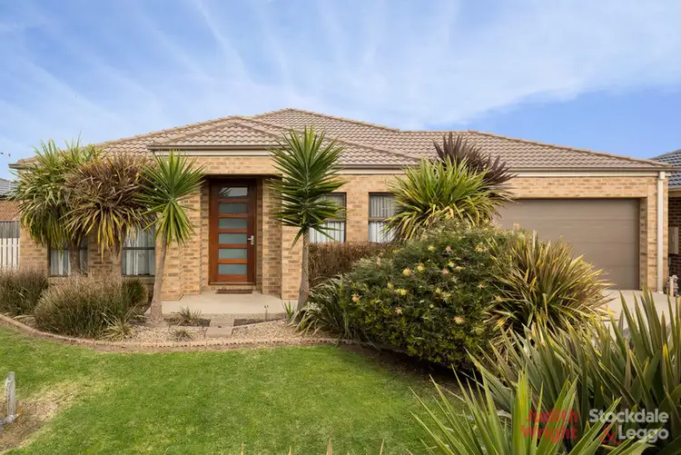 7 Rosella Grove, Cowes VIC 3922