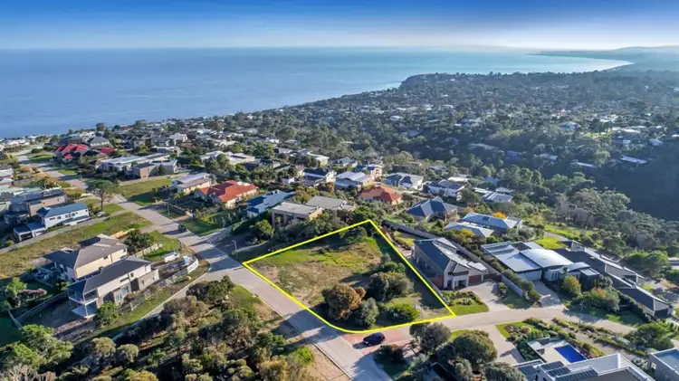 1 Clearwater Close, Mount Martha VIC 3934