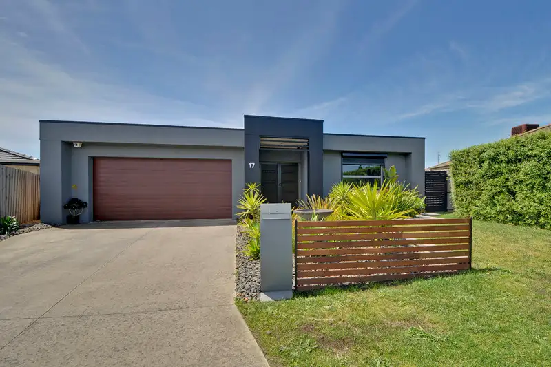 Main view of Homely house listing, 17 Mayo Close, Traralgon VIC 3844