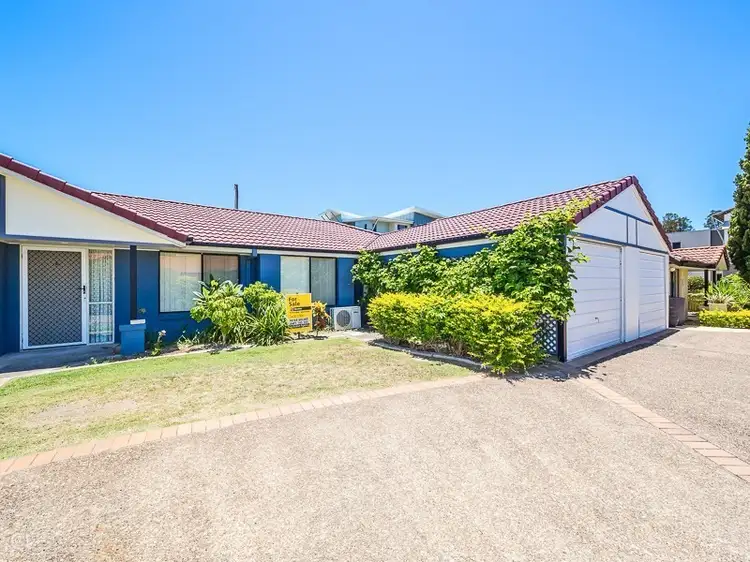 Unit 2 Seabreeze Court, Sandstone Point QLD 4511