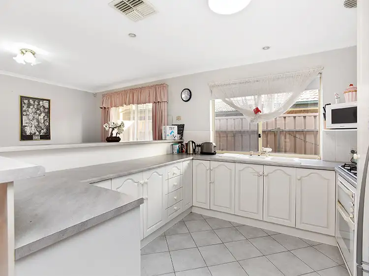 5 Ballast Close, Seaford Rise SA 5169