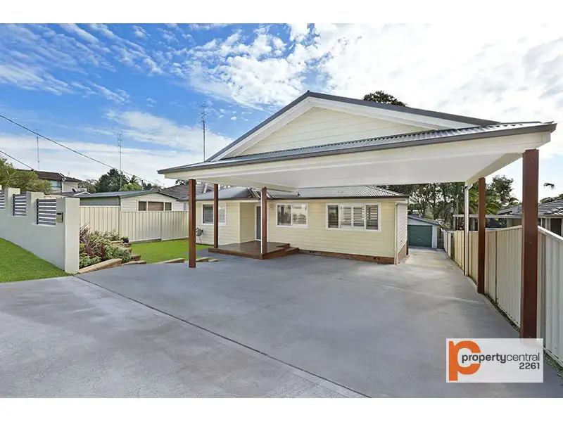 Main view of Homely house listing, 11 Roger Crescent, Berkeley Vale NSW 2261