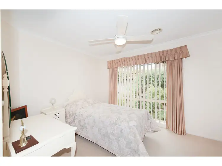 Sixth view of Homely unit listing, 2/104 Rosedale Drive, West Albury NSW 2640