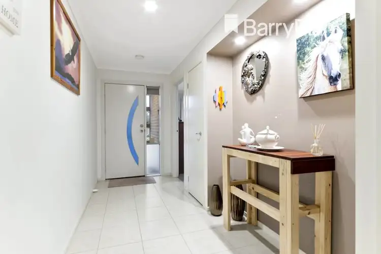 Sixth view of Homely house listing, 15 Pomegranate Way, Pakenham VIC 3810