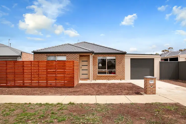 6 Howard Street, Sebastopol VIC 3356