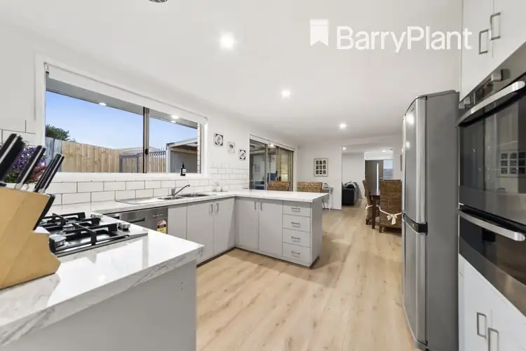 Fifth view of Homely house listing, 6 Angus Court, Pakenham VIC 3810