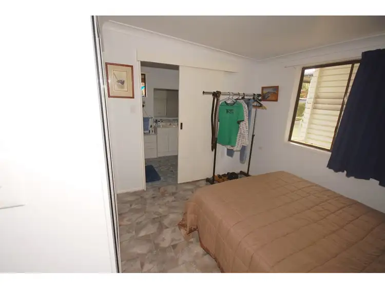 Seventh view of Homely house listing, 92 Esplanade, Lammermoor QLD 4703