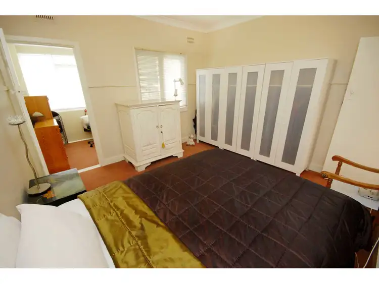 Second view of Homely semi-detached listing, 24 - 26 Govett Street, Katoomba NSW 2780