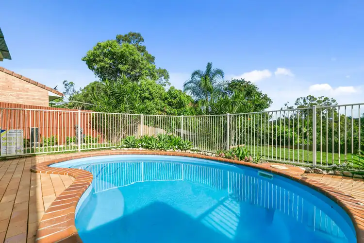 11 Issell Place, Highland Park QLD 4211