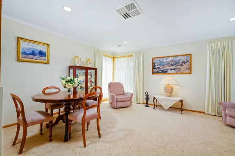 Fifth view of Homely house listing, 9 Falcon Circuit, Wodonga VIC 3690
