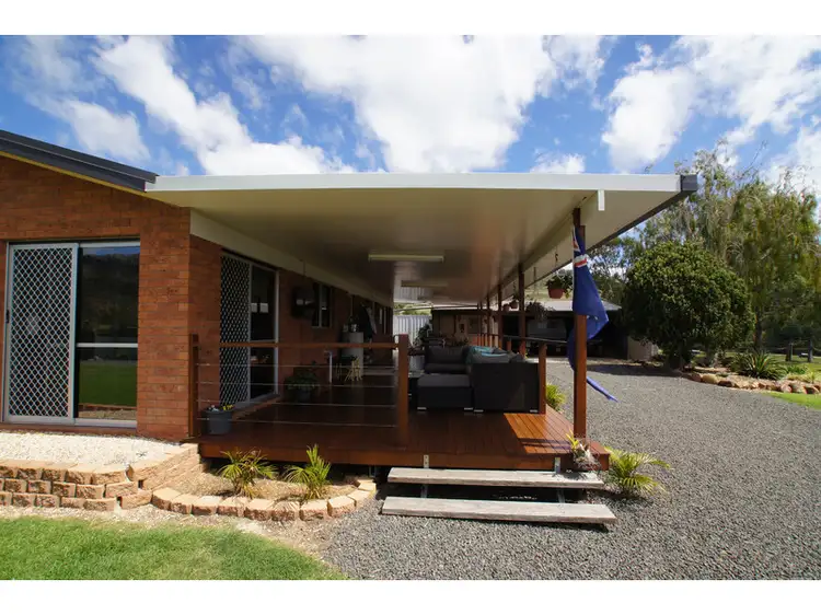 42 West Haldon Road, Woodbine QLD 4343