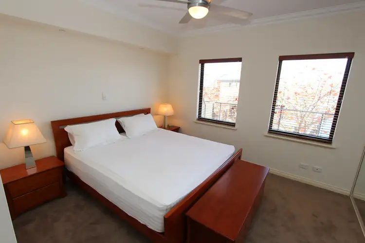 Seventh view of Homely apartment listing, 4/37 Dolphin Drive, Mandurah WA 6210