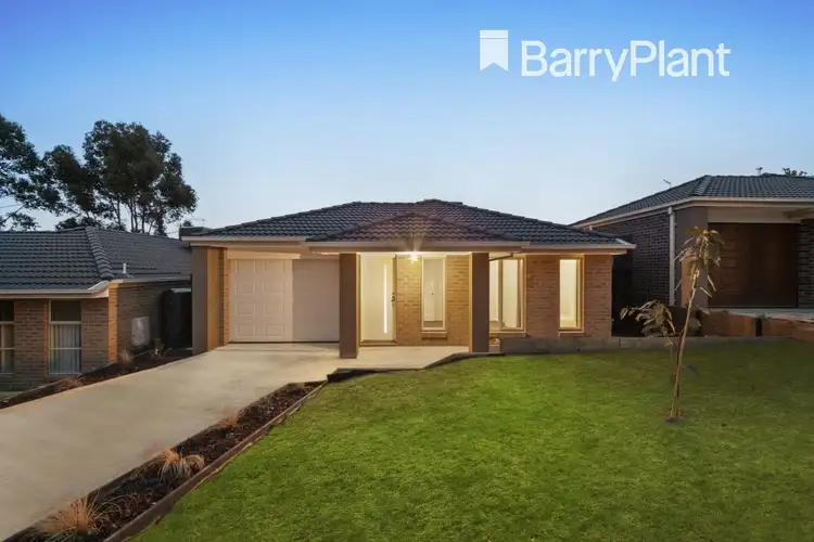 3/64 Ahern Road, Pakenham VIC 3810