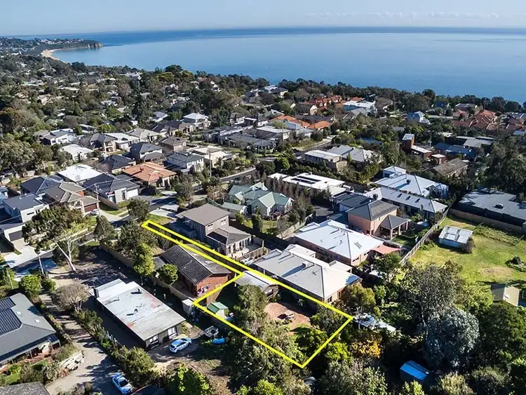 27A Shanns Avenue, Mount Martha VIC 3934