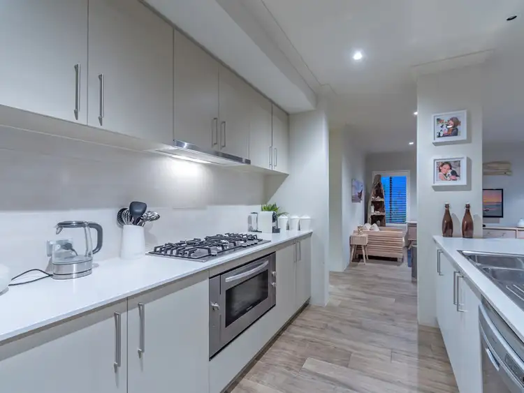 Sixth view of Homely house listing, 10 Auger Way, Alkimos WA 6038