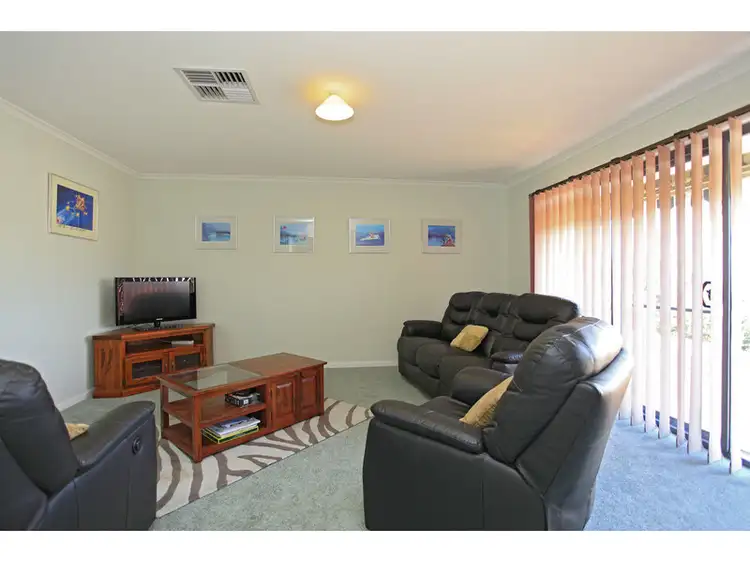 Third view of Homely house listing, 6 Hurworth Court, West Albury NSW 2640