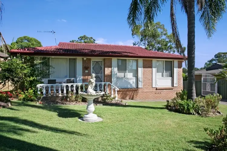 16 Bunbury Street, Thornton NSW 2322
