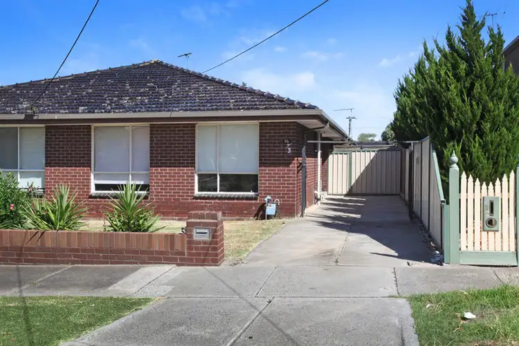 2/3 Bardsley Street, Sunshine West VIC 3020