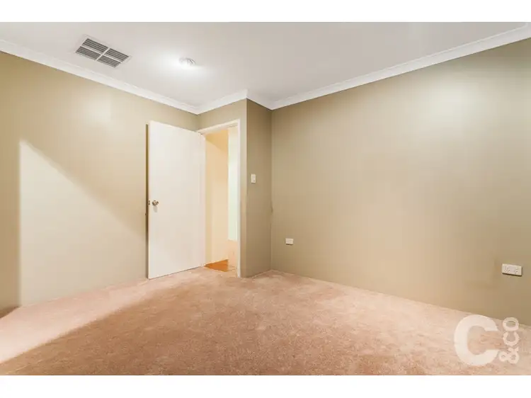 Fifth view of Homely house listing, 3 Graydon Grove, Leda WA 6170