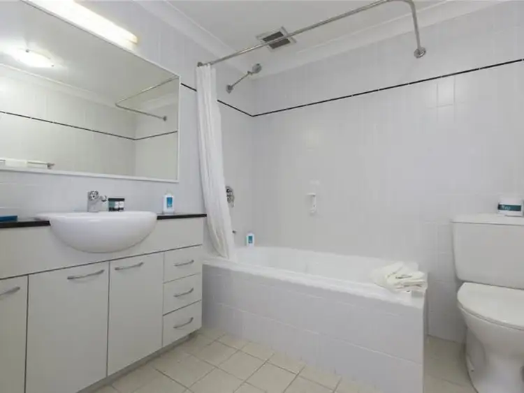Fourth view of Homely apartment listing, 9/128 Mounts Bay Road, Perth WA 6000