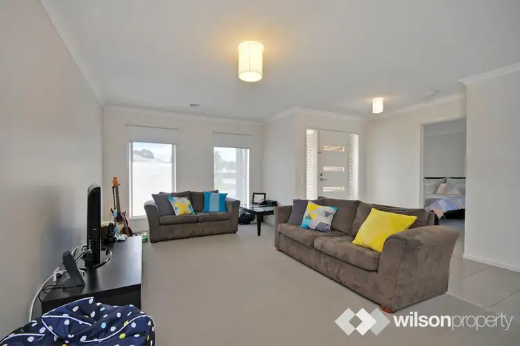 Second view of Homely house listing, 5 Rowley Close, Rosedale VIC 3847